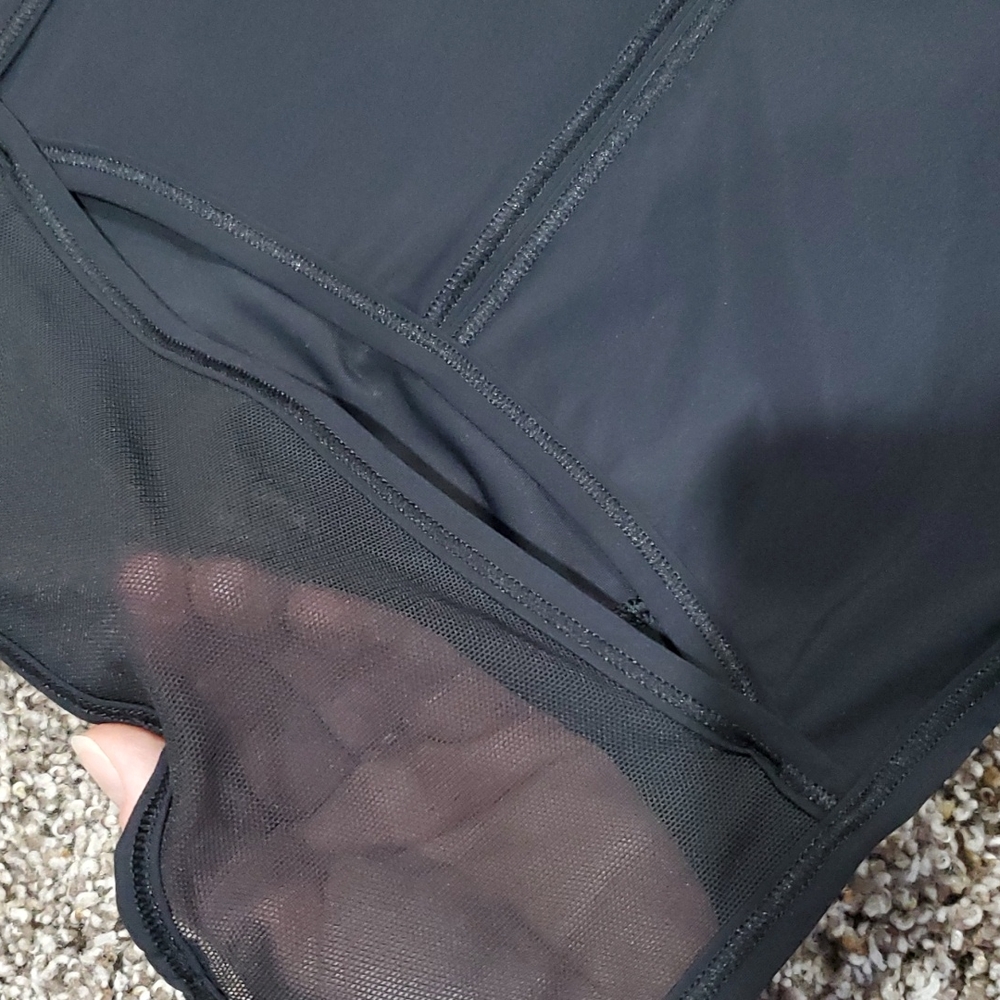 Lululemon Sculpt tank, black - Picture 4 of 6